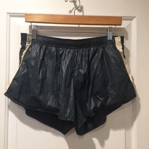 Gap body Fit Dark Grey / Navy Blue & Cream Shorts